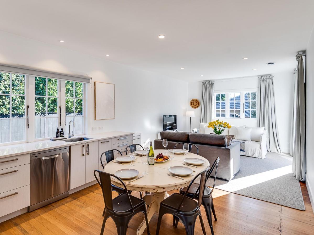 Gem On Gillean - Havelock North Holiday Home ภายนอก รูปภาพ