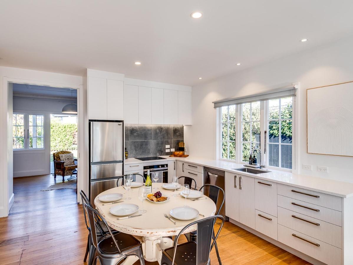 Gem On Gillean - Havelock North Holiday Home ภายนอก รูปภาพ