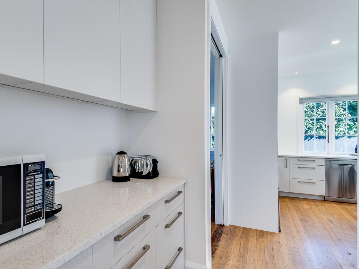 Gem On Gillean - Havelock North Holiday Home ภายนอก รูปภาพ